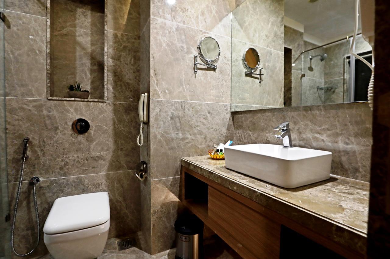 Hotel Vits Devbhumi, Dwarka Esterno foto