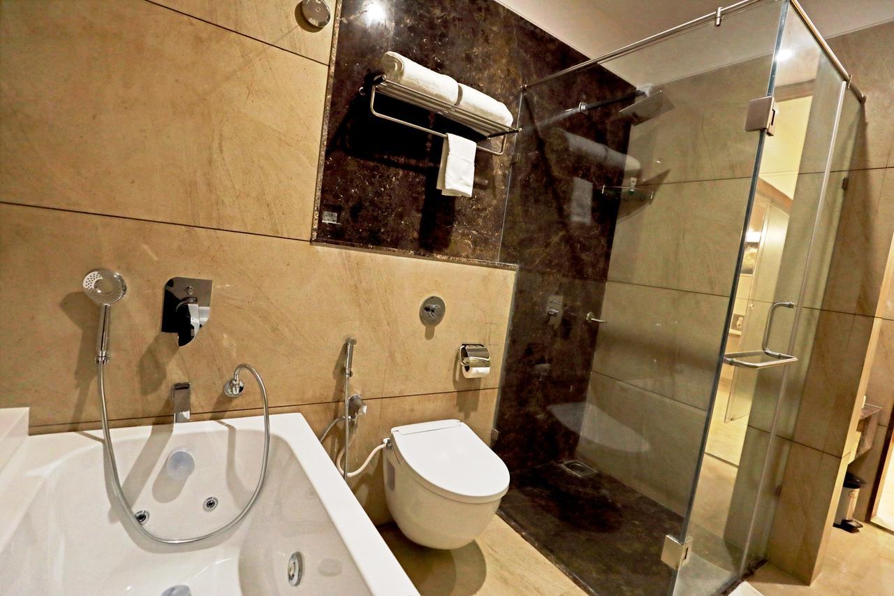 Hotel Vits Devbhumi, Dwarka Esterno foto