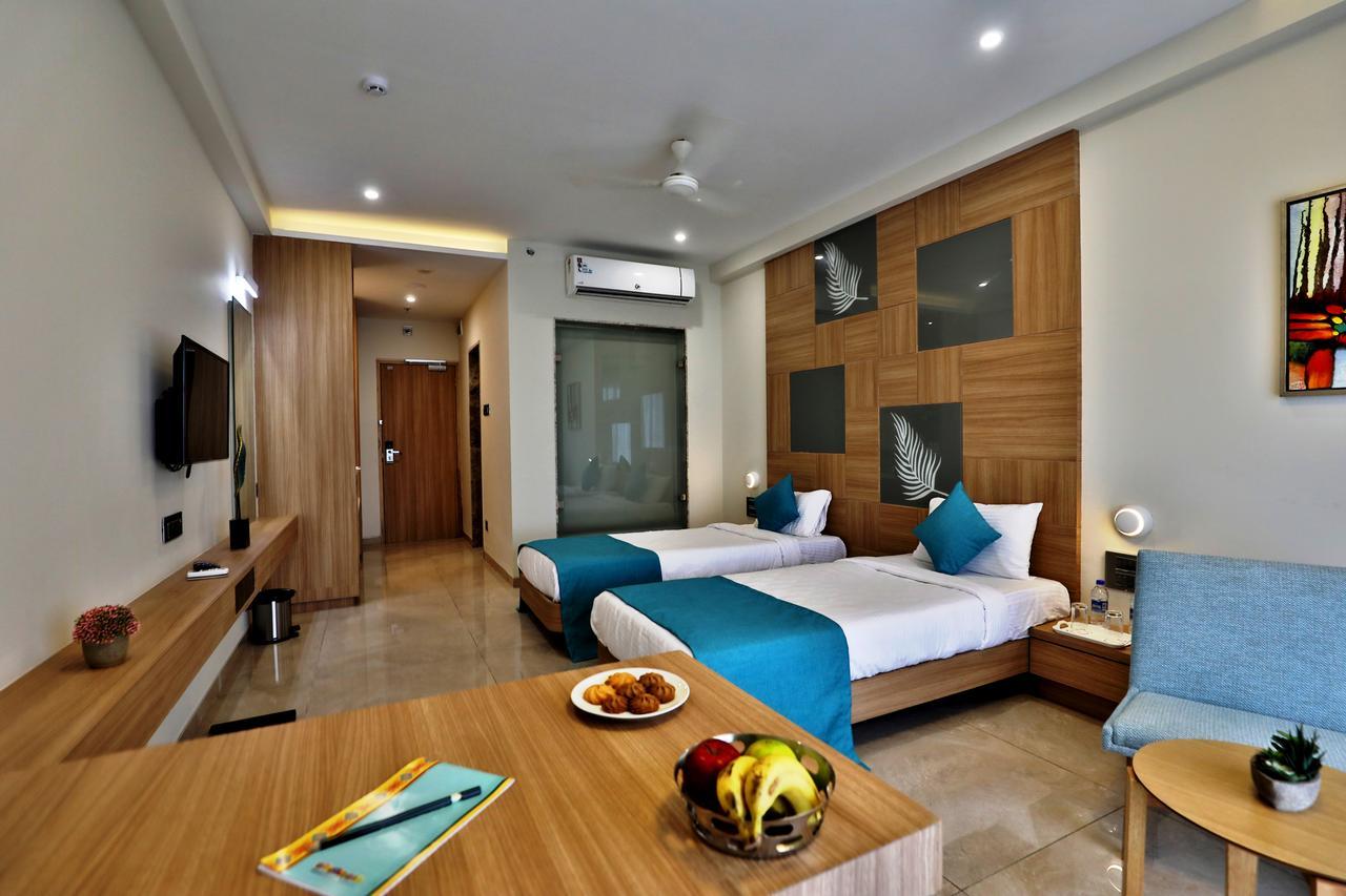 Hotel Vits Devbhumi, Dwarka Esterno foto
