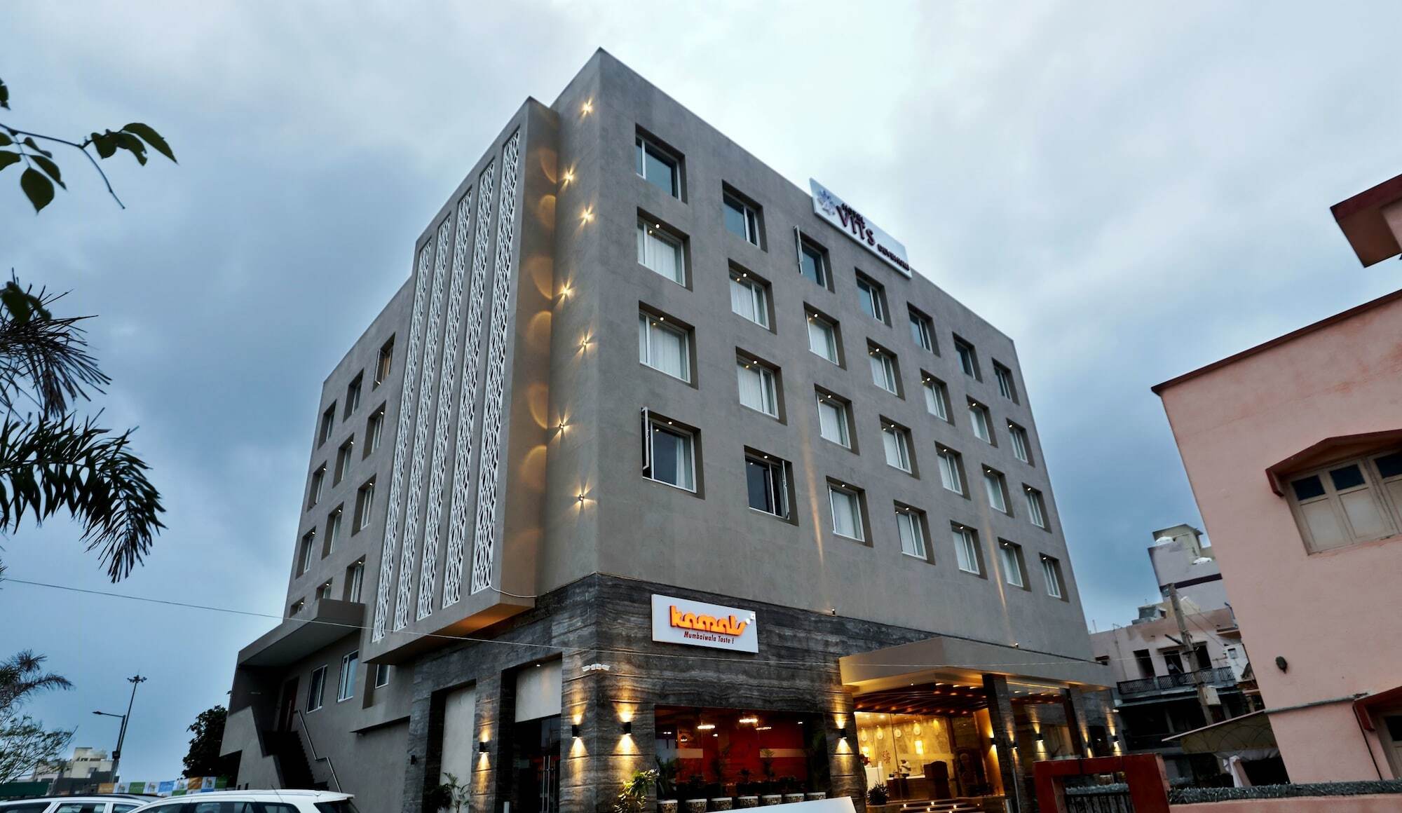 Hotel Vits Devbhumi, Dwarka Esterno foto